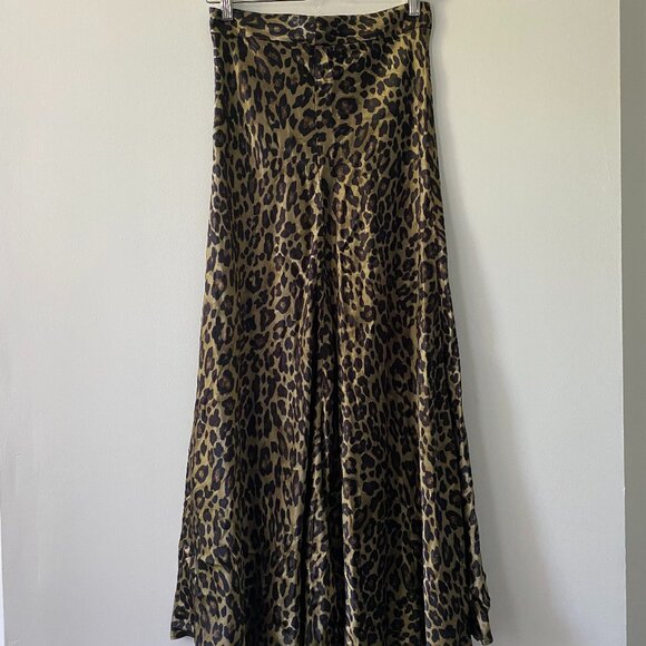 Zara satin leopard print maxi skirt - Size Medium - Picture 1 of 3